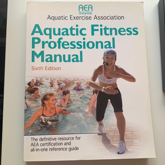 Aquatic Fitness Professional Manual - Picture 1 of 10